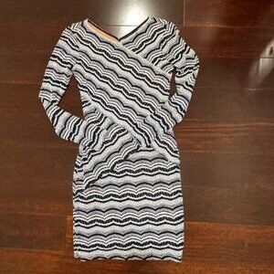 BCBGMAXAZARIA knit dress, Size M.